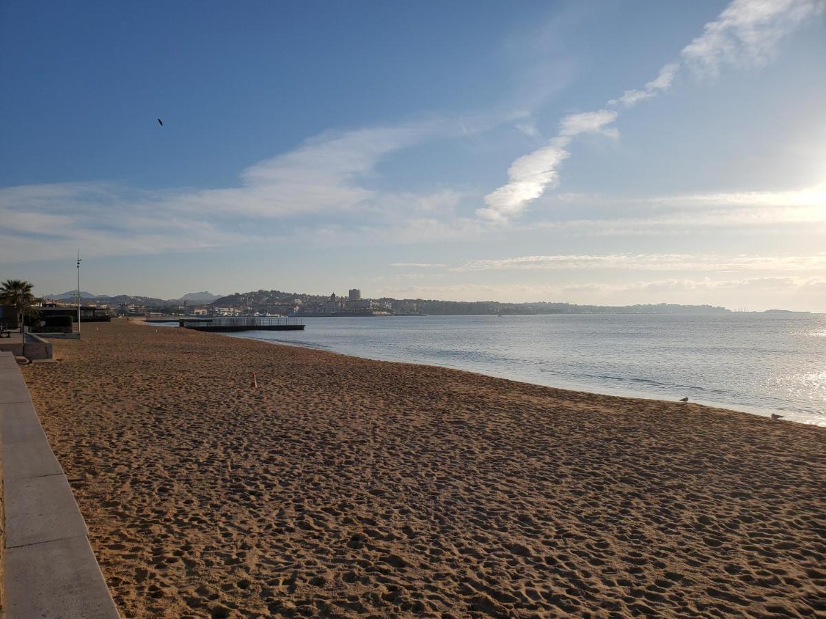 Frejus Plage Le Capitole T2 35M2 Climatise Balcon Exterior photo