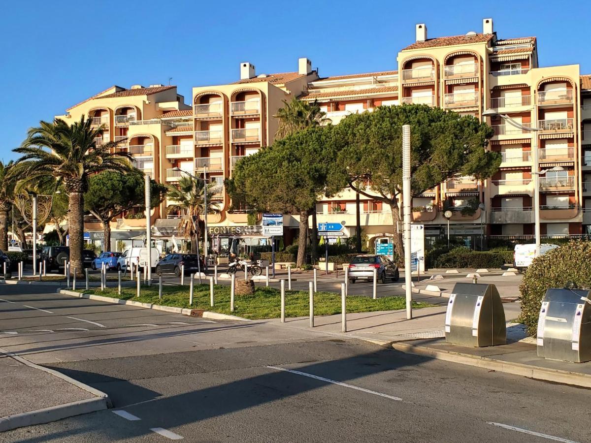 Frejus Plage Le Capitole T2 35M2 Climatise Balcon Exterior photo